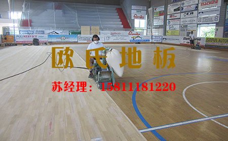 為什么籃球場使用運動木地板效果更好？